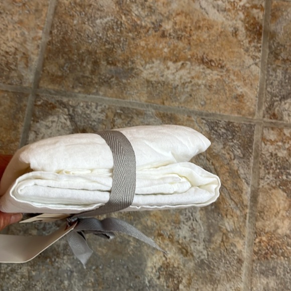 Anthropologie Washed Linen Pair of King Shams NWT - Picture 7 of 8